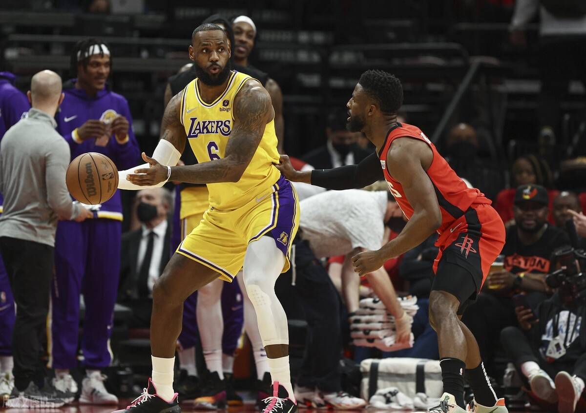 NBAQֱِVS(zhn)ǰcA(y)y
